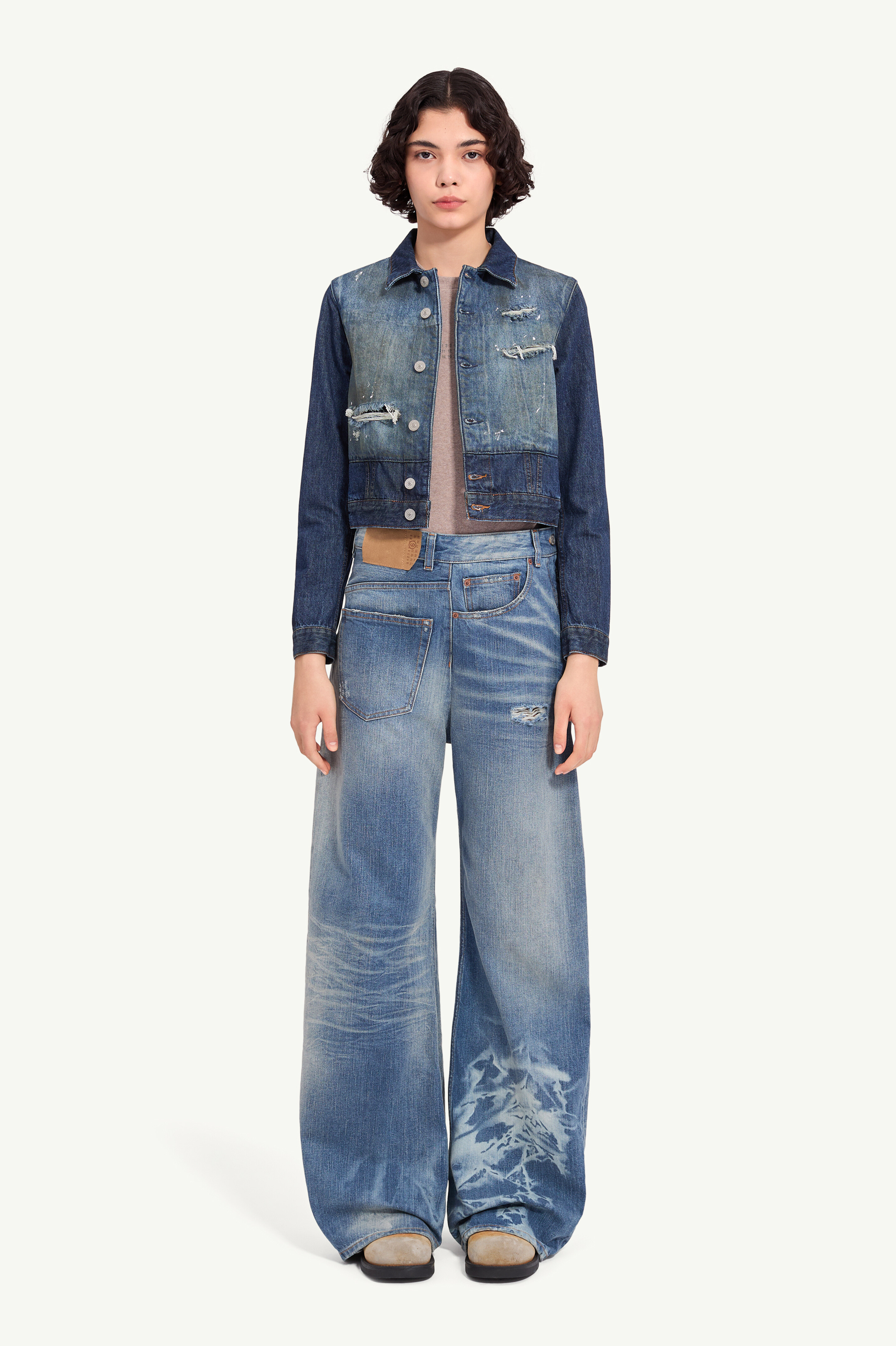 Cropped denim jacket