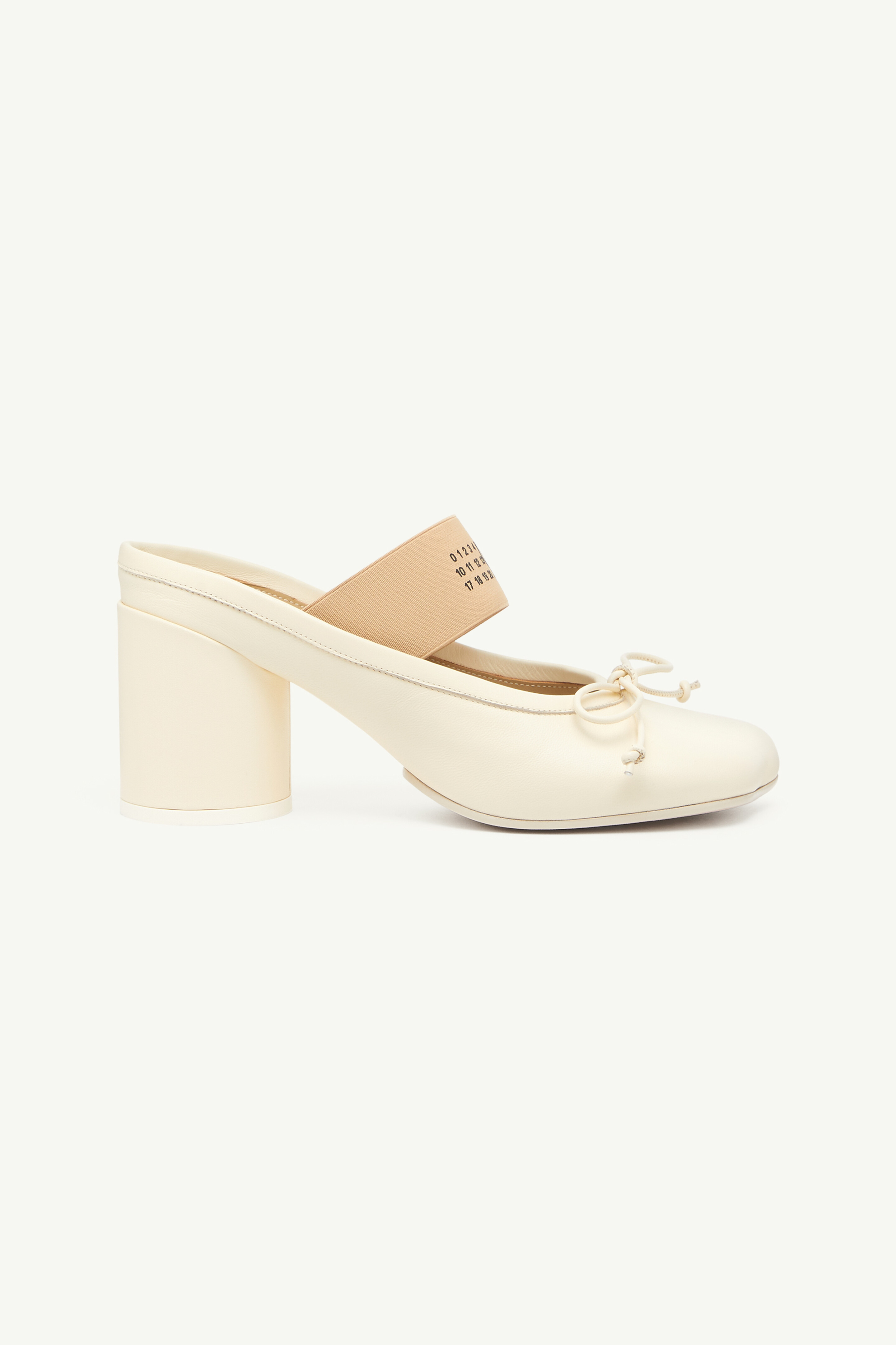 Anatomic Numeric Sandals